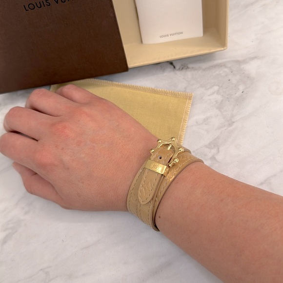 LOUIS VUITTON VERNIS Brasserie Triple Tour Bracelet  Beige - Picture 10 of 14